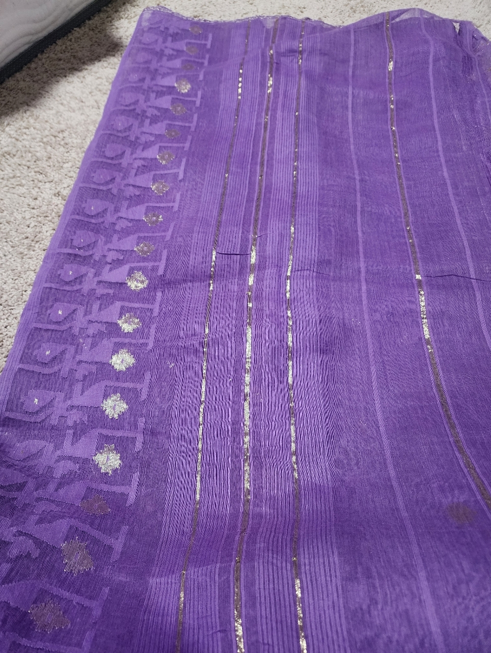 Purple Silver Zari Dhakai Jamdani 60/80 Mixed Count